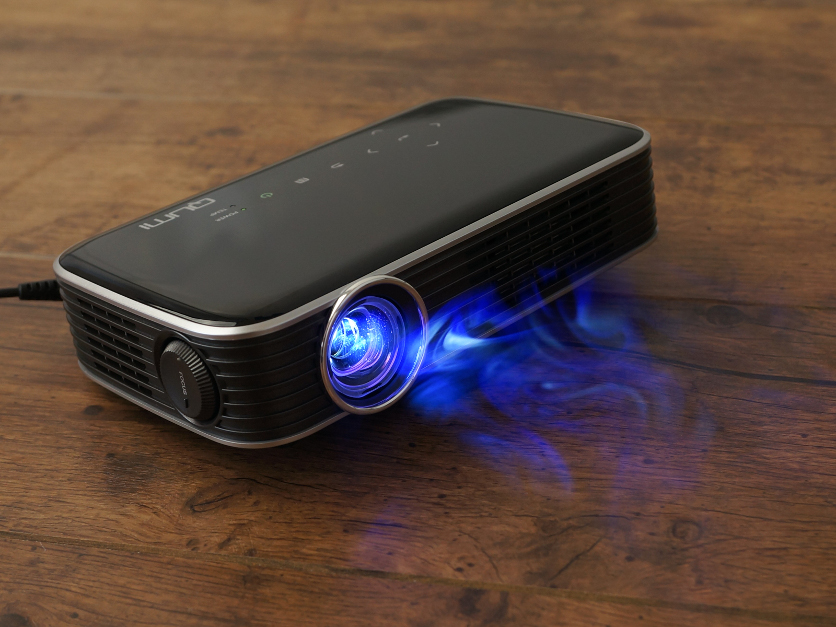 Vivitek Qumi Q8 1.jpg